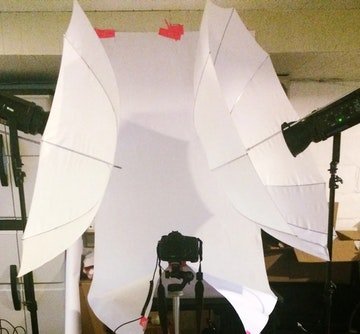 عکاسی از اشیای براق فلزی