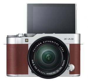 نمایشگر دوربین X-A3 با قابلیت چرخش 180 درجه