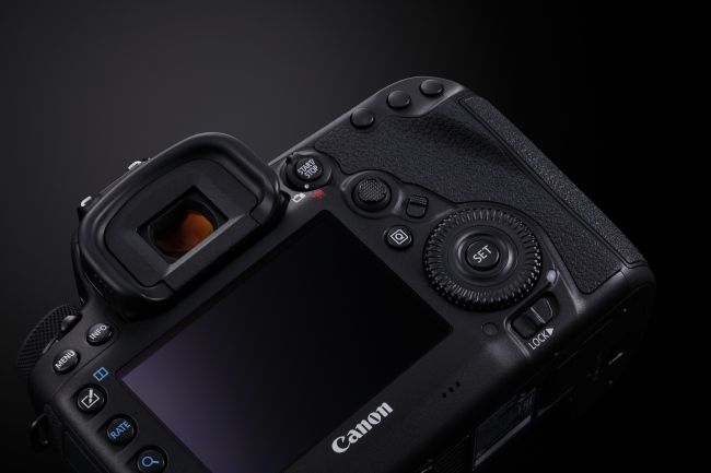 نمایشگر دوربین Canon EOS 5D Mark IV