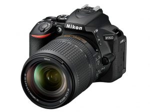 دوربین Nikon D5600