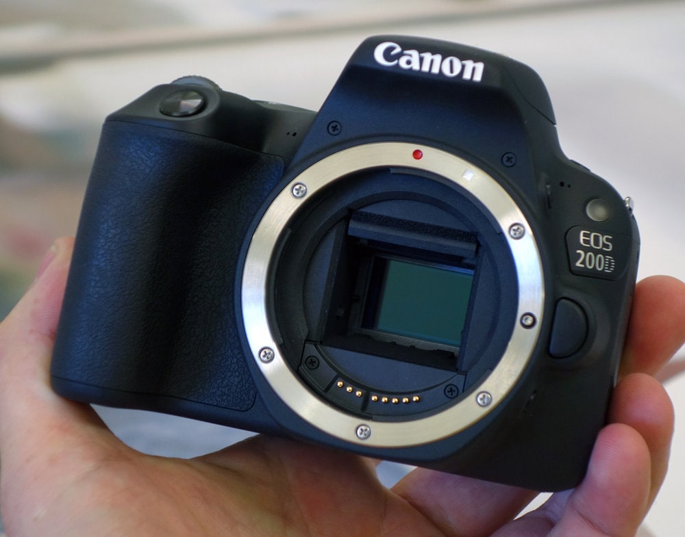 دیگر دوربین جدید کانن ، Canon EOS 200D را به شما معرفی میکنم