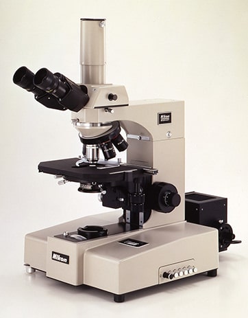 میکروسکوپ Biophot از شرکت نیکون