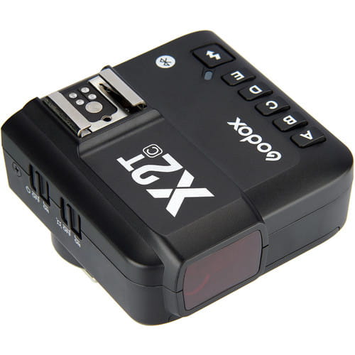 پکیج فلاش اکسترنال گودکس Godox V1 همراه فرستنده رادیو فلاش X2T و باتری اضافه و کیت لوازم جانبی AK-R1